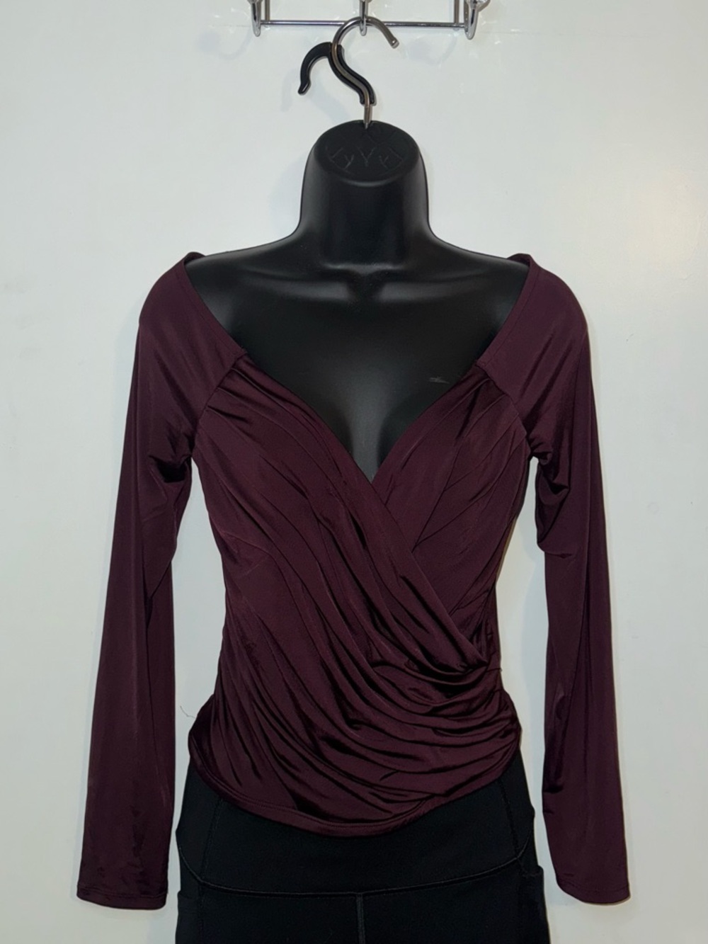 Express Women's Off the Shorlder Long-Sleeve Top in Burgundy